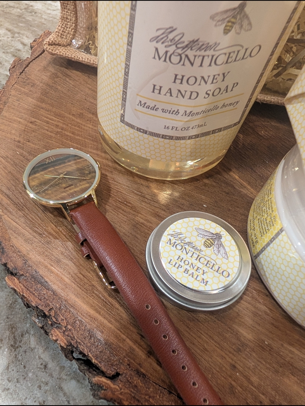 Monticellos Honey Bath & Body Set - Picture 8 of 8